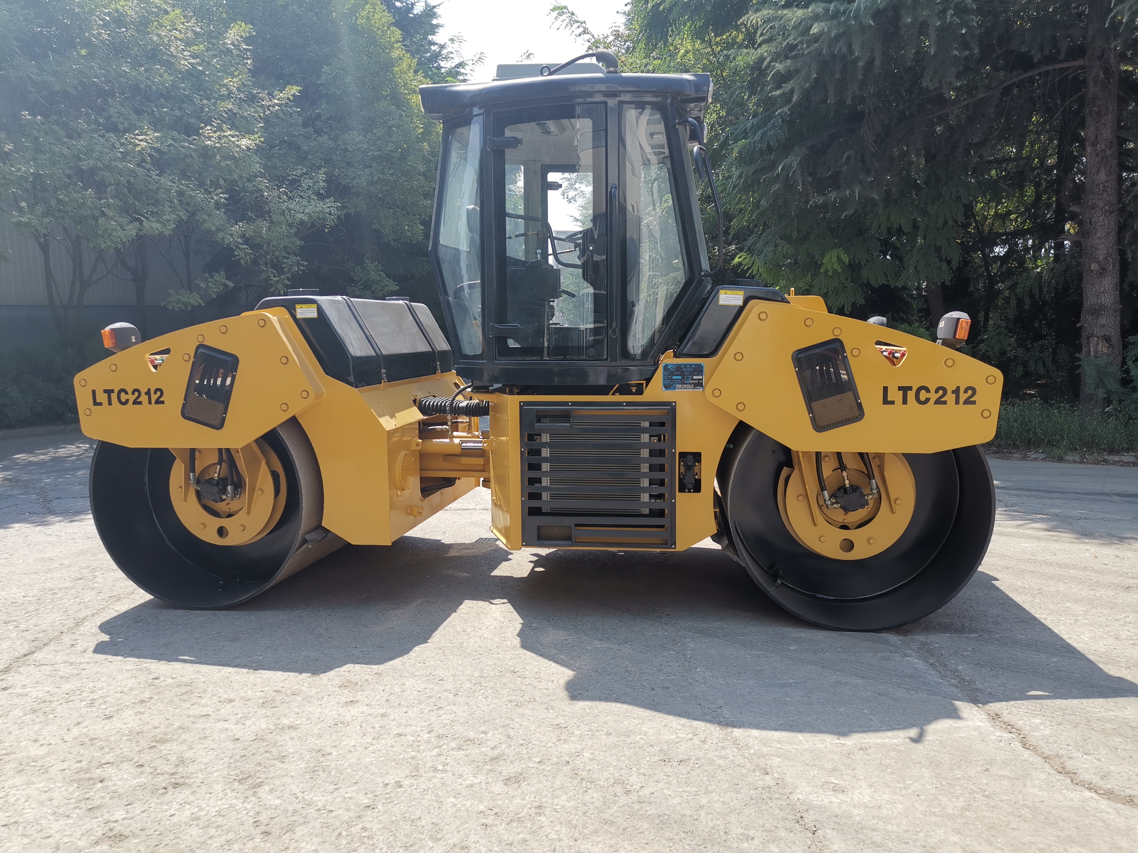 LTC214 LTC212 LTC210 LTC208 ROAD roller
