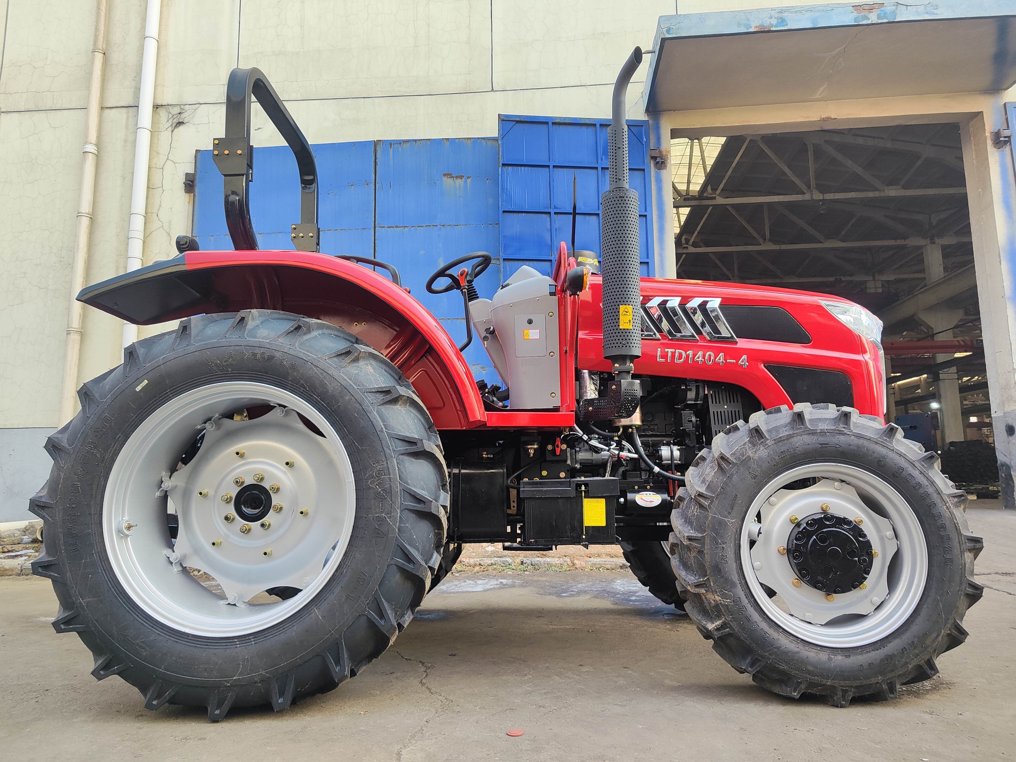 LTD1404-4 Tractor