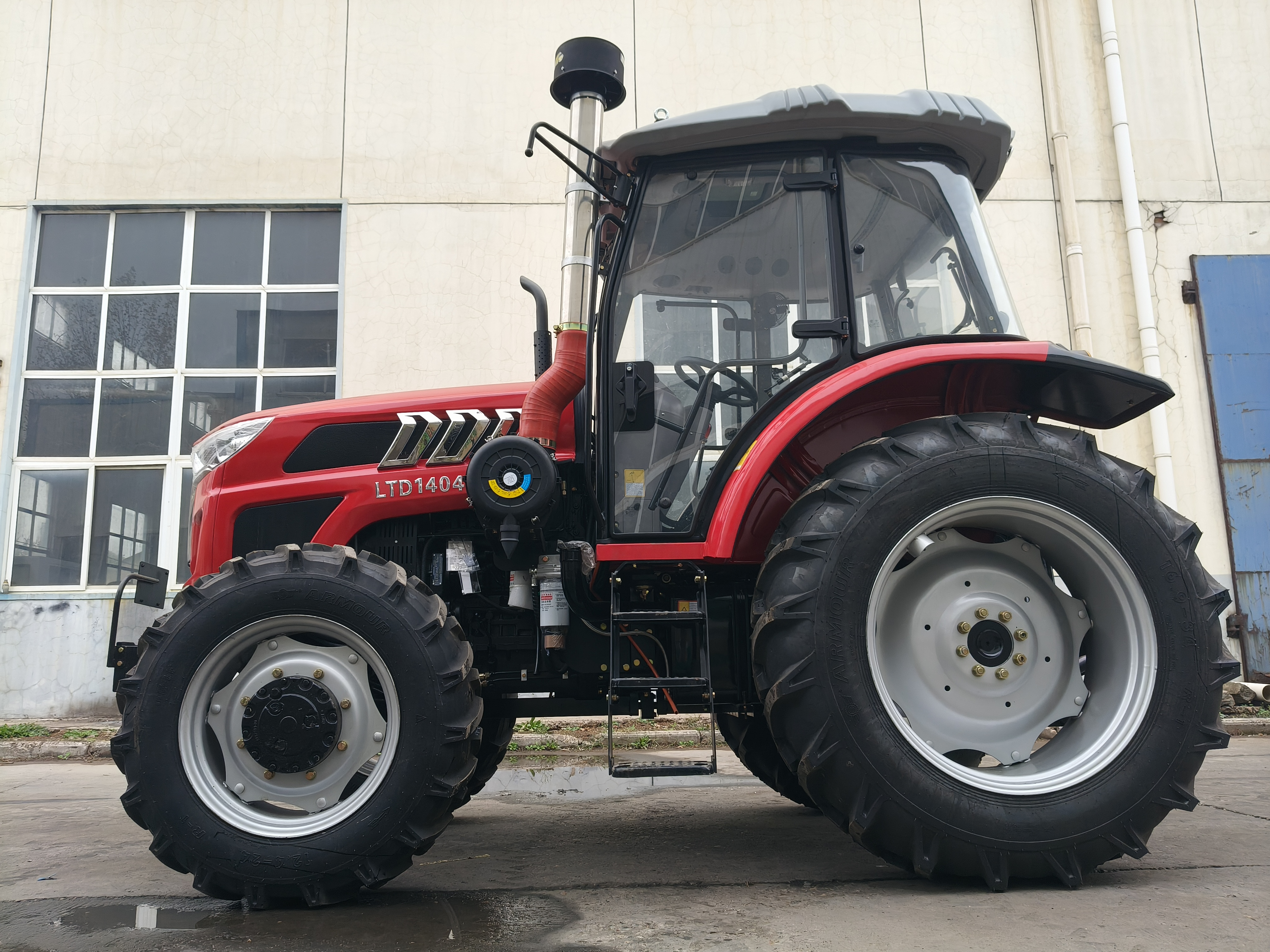 LTD1404-6 Tractor