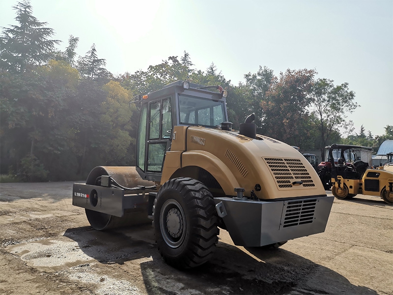 LTS210-04.jpg