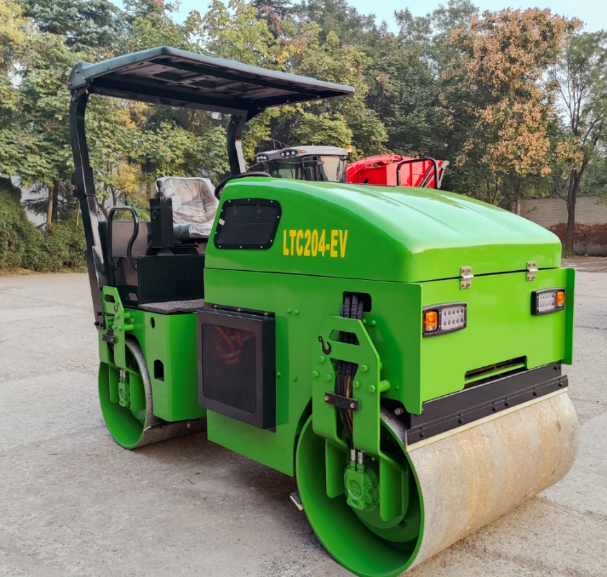 LTC204-EV Electric Roller | Quiet Operation for Efficient Green Compaction